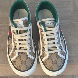 Gucci Beige and Green Logo Sneakers